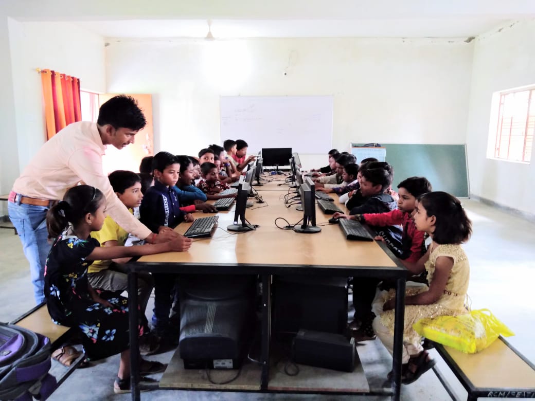 Computer institute
